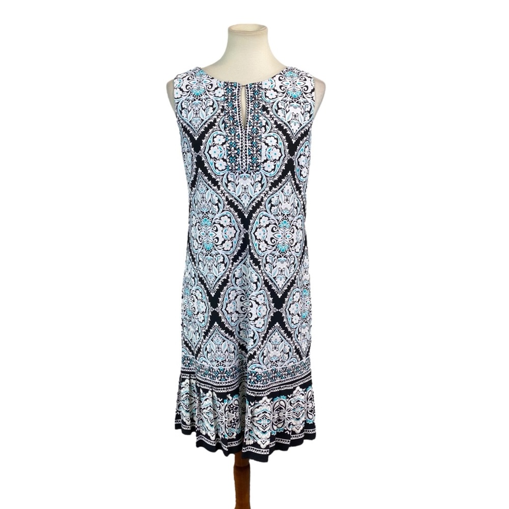 Woman’s Sandra Darren floral sleeveless dress size 10